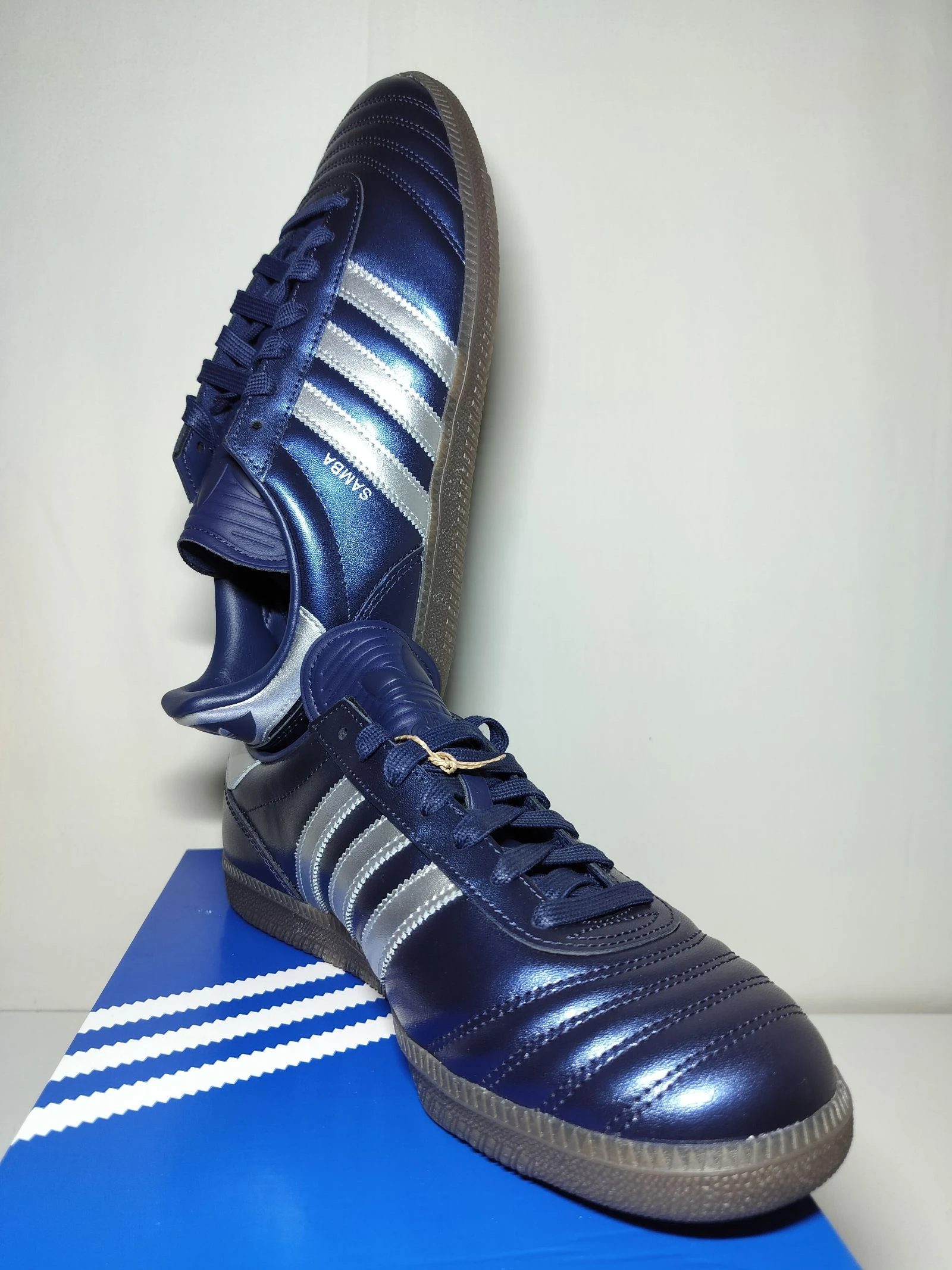 Adidas Samba New 43 Sneakers Original Unisex Femmes Hommes Tenue Tendance Vintage Premium Rétro Y2K – photo 14